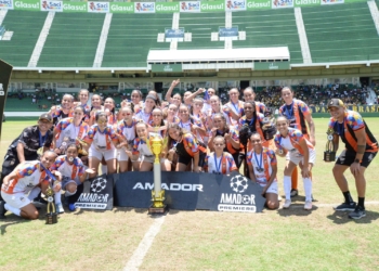 Parque Brasília no masculino e Athletico Unidos no feminino são os campeões do futebol amador de Campinas em 2024