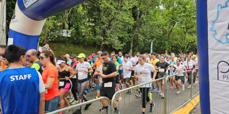 Mais de 500 atletas participam da última prova do Circuito de Corridas dos Distritos