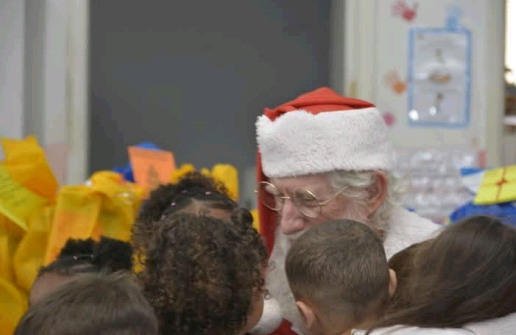 Tempo de doar: as ações de quem se dedica a deixar mais feliz o Natal