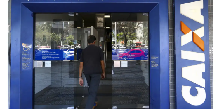 Veja como ficam os bancos e serviços no feriado de Ano Novo