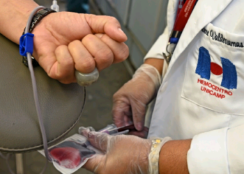 Campanha leva Papai Noel nesta sexta ao Hemocentro da Unicamp para incentivar doação de sangue