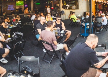 Confraternizações movimentam bares e restaurantes da região