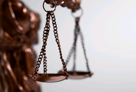 Artigo: Condenações reais e imaginárias – por Adilson Roberto Gonçalves