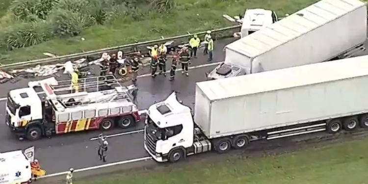 Quatro pessoas morrem em acidente na Rodovia dos Bandeirantes