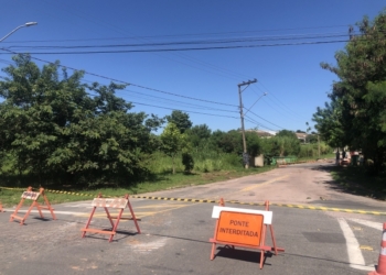 Ponte com risco de queda é interditada pela prefeitura em Valinhos