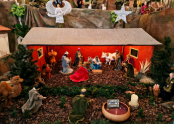 Família Curcio retoma exposição de presépio mecânico na Sanasa com visitação aberta
