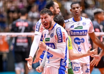 Fora de casa, Vôlei Renata se supera e encerra o ano com vitória sobre o Sesi Bauru