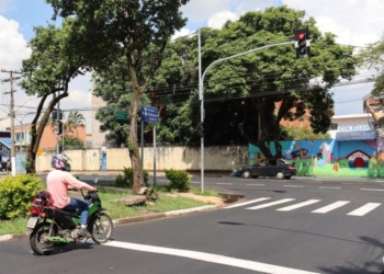 Número de semáforos inteligentes quase dobra em Campinas