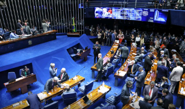 Senado aprova texto-base da reforma tributária
