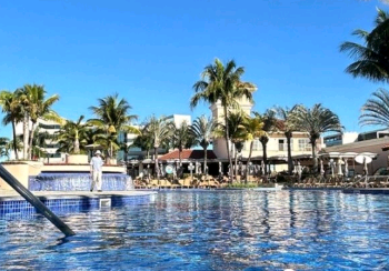 TRISTEZA: Morre menina de 9 anos que se afogou em piscina do Royal Palm Plaza