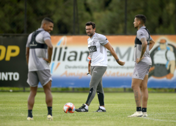 Ponte defende invencibilidade no Paulistão contra o Corinthians