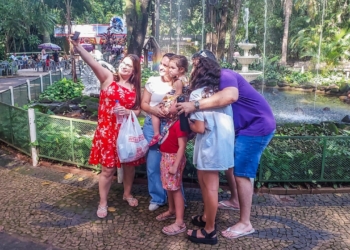 Trégua das chuvas faz campineiro aproveitar domingo de sol no Bosque; veja fotos