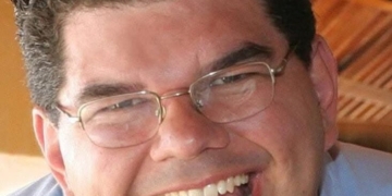 Turma de 88 de Jornalismo da PUC-Campinas se despede do amigo e fotógrafo Henrique Santos