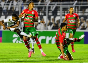 Ponte Preta só empata contra a Portuguesa mesmo com dois jogadores a mais