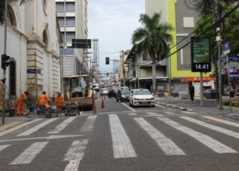 Obras interditam trecho da Rua José Paulino a partir desta sexta