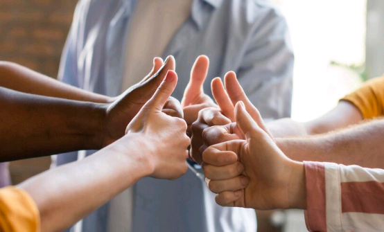 Artigo – Microempreendedores: os “invisíveis” que são responsáveis por 27% do PIB – por Lina Useche