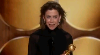 Fernanda Torres leva Globo de Ouro por atuação em Ainda Estou Aqui