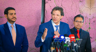 Publicada MP que proíbe cobrança diferenciada por transações em Pix