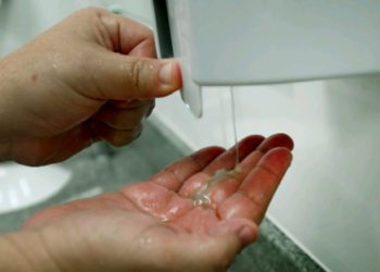 Férias de verão e Carnaval: orientações para prevenção às doenças diarreicas