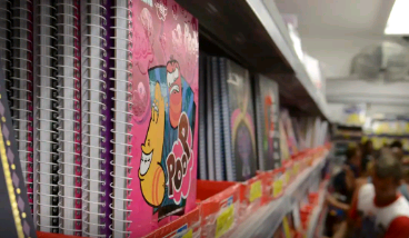 Gastos com material escolar impactam orçamento de 85% das famílias