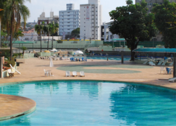 Idosa é encontrada morta em piscina do Guarani