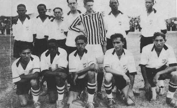 Memória: Ponte venceu Santos no primeiro duelo alvinegro da história há 99 anos