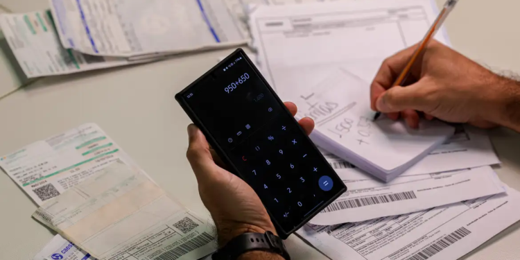 Prazo para empresa excluída do Simples regularizar situação termina nesta sexta
