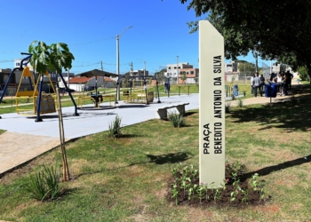 Distrito de Nova Aparecida ganha praça revitalizada