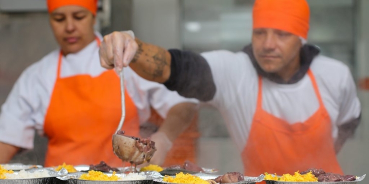 Bom Prato de Campinas passa a abrir salão de restaurantes também aos sábados