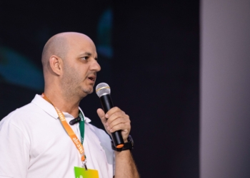 Bares e restaurantes têm saldo negativo de empregos em dezembro, mas fecham 2024 no azul