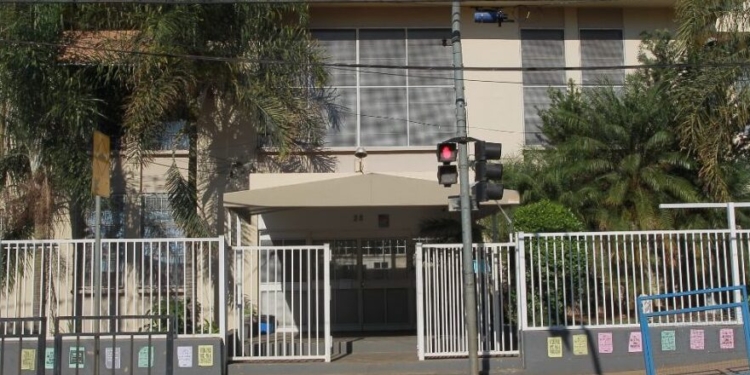 Justiça dá prazo de 4 anos para escolas estaduais de Campinas obterem o AVCB