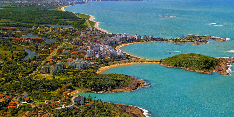 Descubra o destino certo: Espírito Santo, onde a natureza, cultura e negócios se encontram