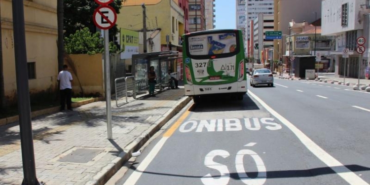 Infração por uso indevido de faixas exclusivas para ônibus cresce quase 73% em Campinas