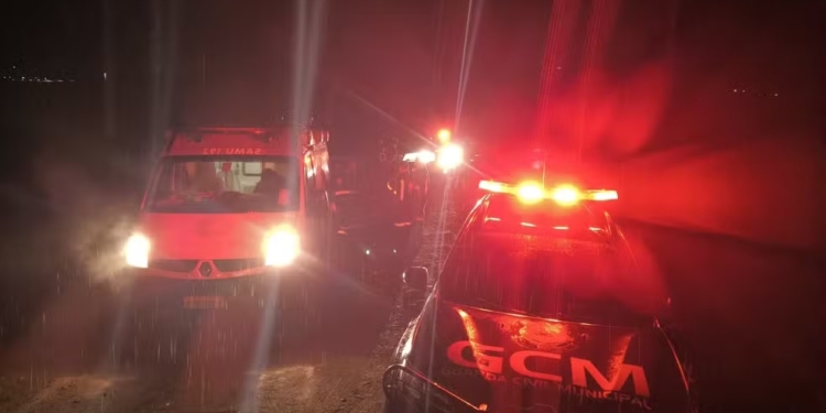 Homem mata ex-mulher, fere os filhos e tira a própria vida