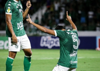 Guarani faz 4 gols no primeiro tempo e goleia o Água Santa no Brinco