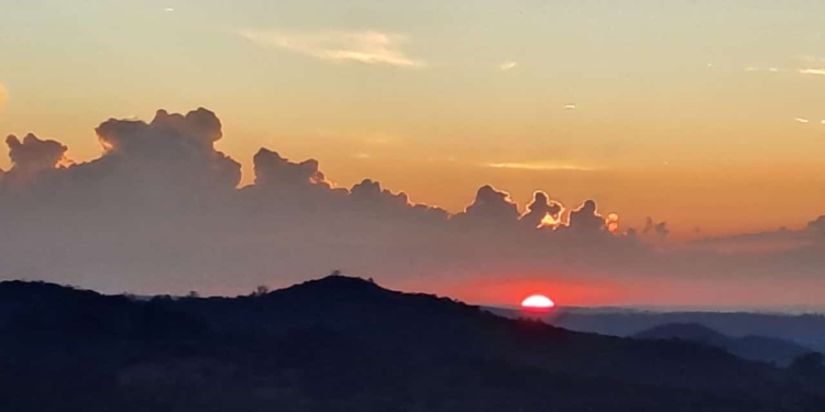 Caminhar, olhar e contemplar – por Kátia Camargo