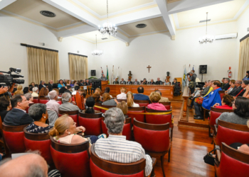 Ana Maria Negrão assume a presidência da ACL em cerimonia marcada por gratidão
