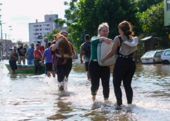 O que não fazer durante enchentes? Veja orientações da Defesa Civil