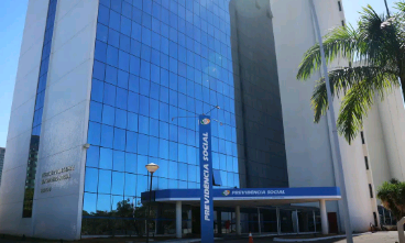 INSS antecipa pagamento de aposentados e pensionistas em março