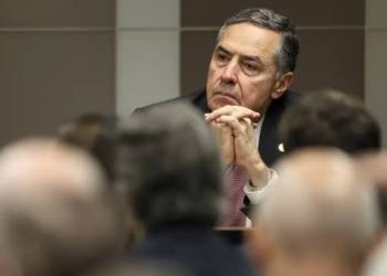 Ministro Barroso dá palestra a alunos do Culto à Ciência nesta segunda