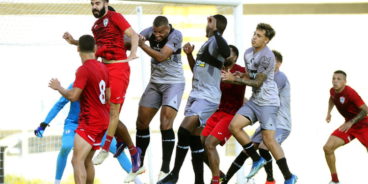 Ponte Preta vence a Lusa por 3 a 1 em jogo-treino no Majestoso