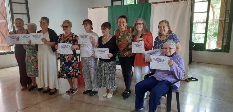 Centro Cultural Casarão oferece oficina gratuita de teatro para pessoas com 50+