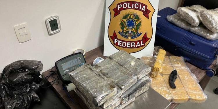 PF prende homem com 26,5kg de drogas no Aeroporto de Viracopos