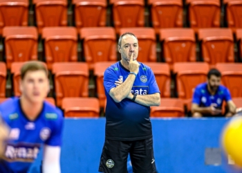 Vôlei Renata volta às quadras para encarar Joinville nesta terça