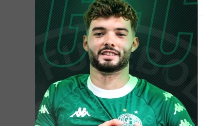Após ser anunciado como reforço, Lucas Macedo marca gol em jogo-treino