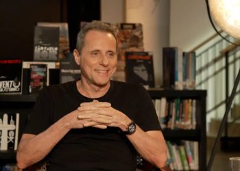 Tony Bellotto, da banda Titãs, é diagnosticado com câncer no pâncreas