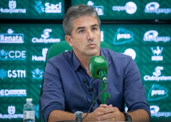 Pastana revela receio em perder atletas na janela extra da CBF