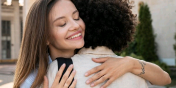 Amigos são importantes para a saúde mental: fortalecem o processo de cura – por Márcia Romão