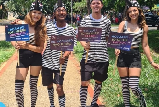 ‘Mosquitos do bem’ vão às ruas contra a dengue em Campinas