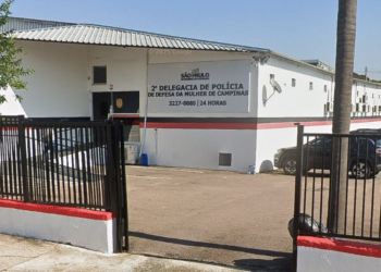 Adolescente de 17 anos leva tiro no rosto em tentativa de feminicídio